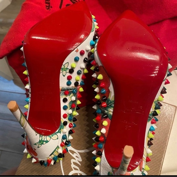 White multi color spike Christian Louboutins, gently worn. Size 36 - Picture 4 of 9